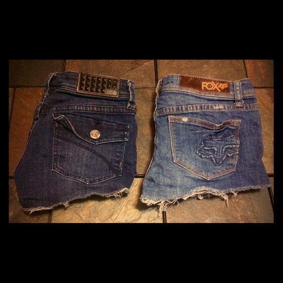 Fox Racing Shorts x2 size 1 or 25 - Picture 1 of 4