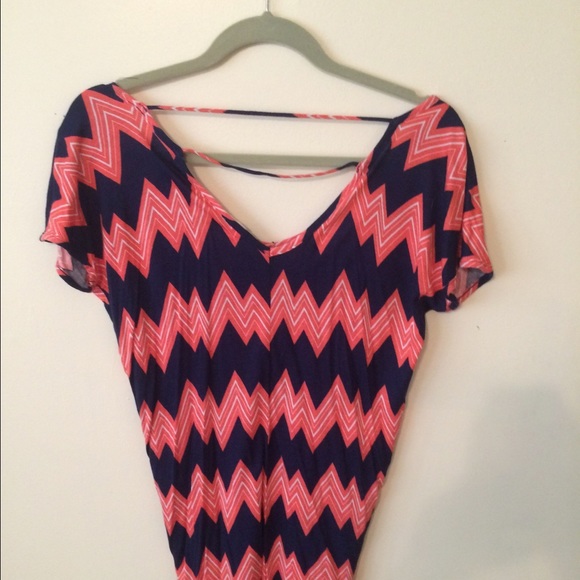Dress with zig zag pattern - Picture 2 of 2