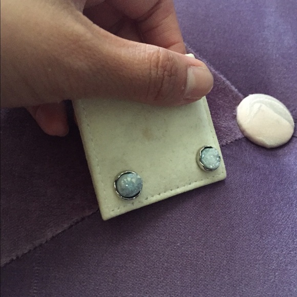 sterling silver and druzy gem stud earings - Picture 2 of 4