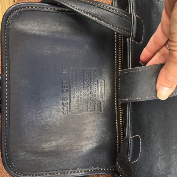 Vintage Coach Bleeker Tote - Picture 2 of 4