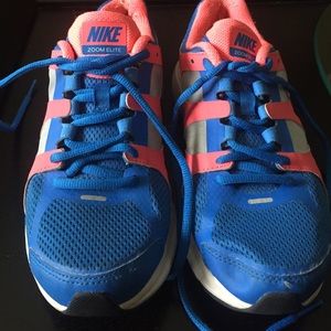 Pink & Blue nikes💕💙