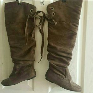 Brown boots