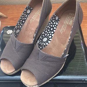 Toms Wedges grey / brown