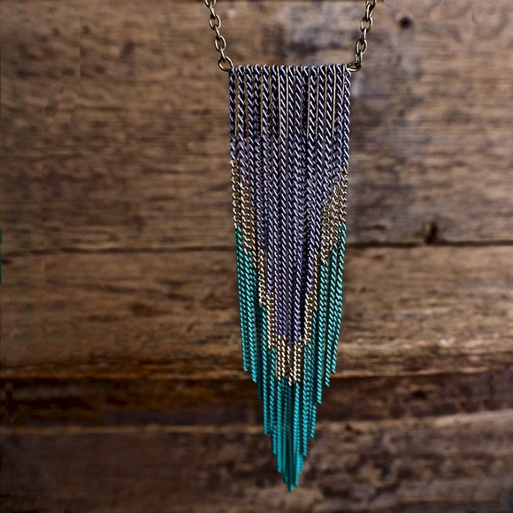 Jewelry - NECKLACE