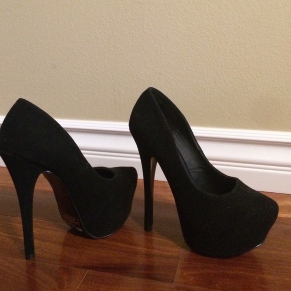 Shiekh Pumps!