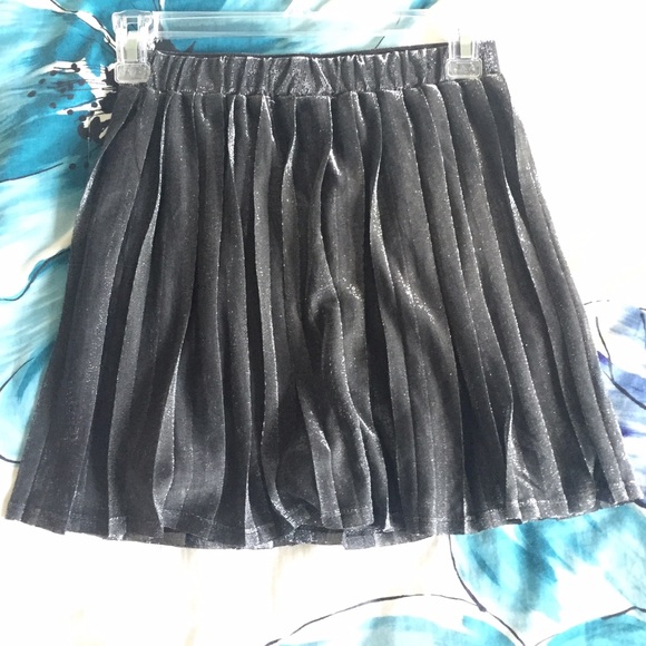 Garage Pleated Skirt