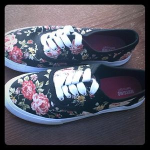 Mossimo floral shoes! Not real vans!