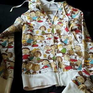 Peanuts sweater