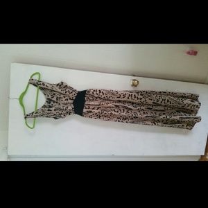 Light leopard print maxi dress!