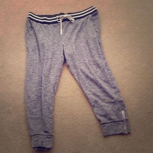 American Eagle joggers