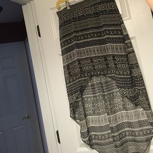 Black and white high low skirt