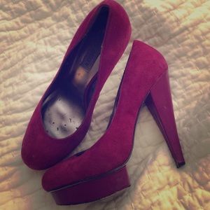 Steve Madden "Terific" Pink-Maroon Suede Pump