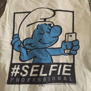 Smurf Selfie Muscle Tank 💙