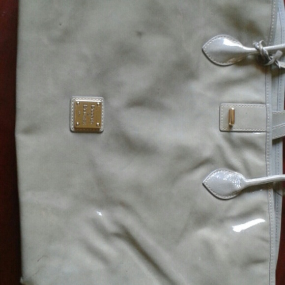 Dooney and Bourke authentic bah