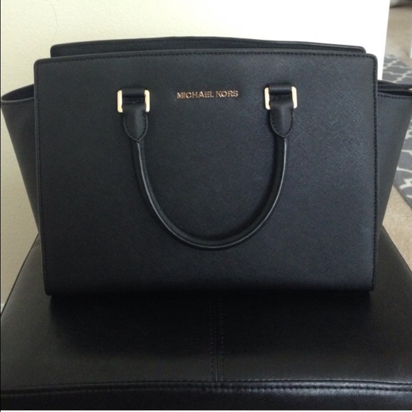 Michael Kors Large Selma Black