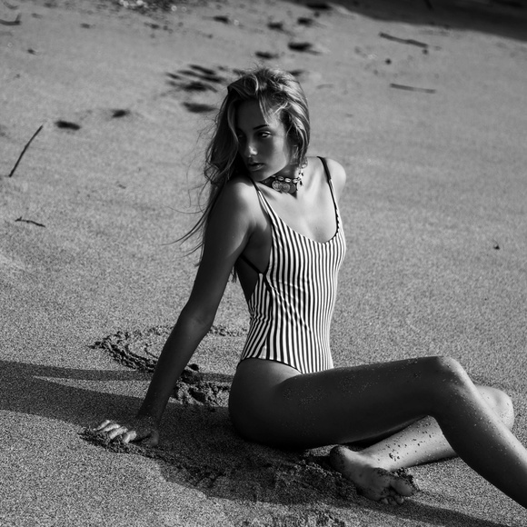 Cherry blossom bottom, one piece - Picture 3 of 3