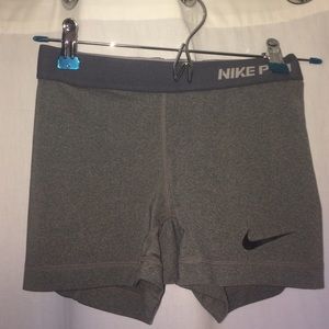 GRAY NIKE PRO SPANDEX