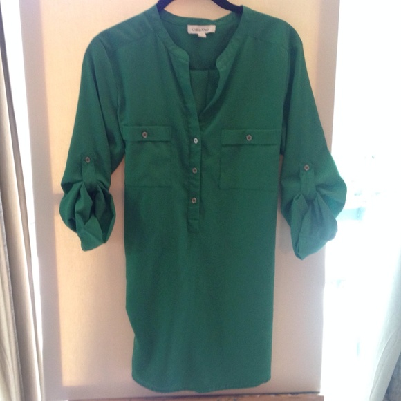 Long green blouse