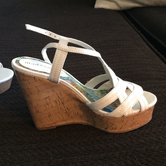 Madden Girl, White Wedge!