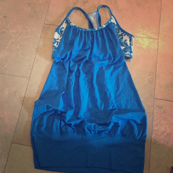Lulu lemon workout top