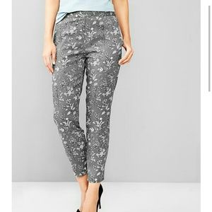 Printed jogger pants