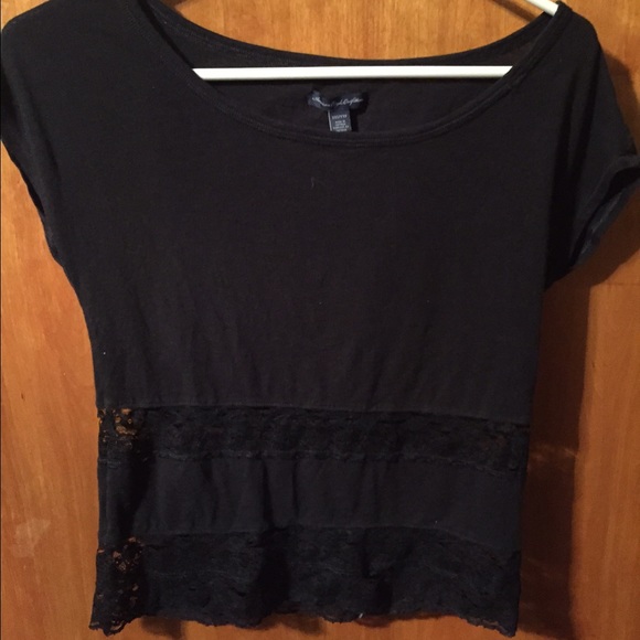 American Eagle black lace shirt