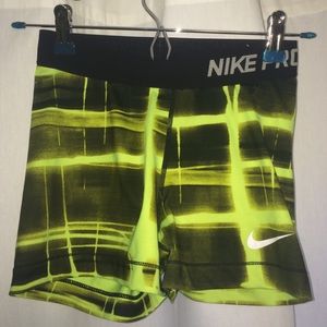 NEON YELLOW AND BLACK STRIPE NIKE PRO SPANDEX