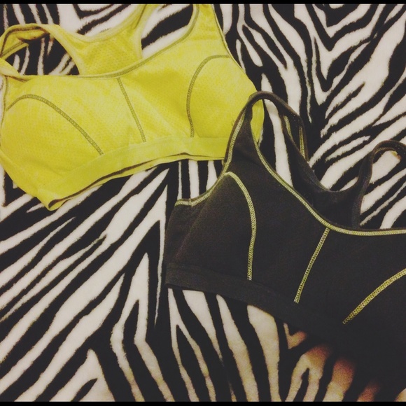 Vs sports bra!!