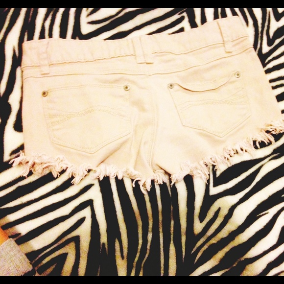 Cute tan shorts! - Picture 2 of 2