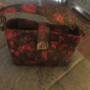 Harvey seatbelt bag