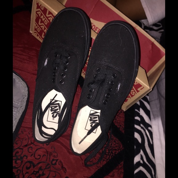 Black vans