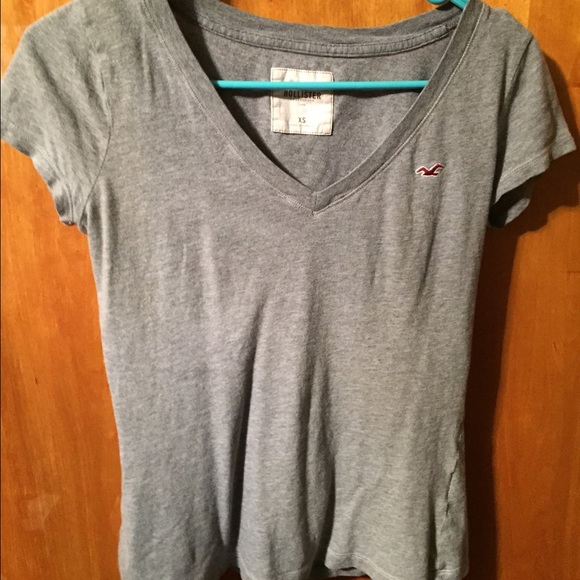 Hollister vneck