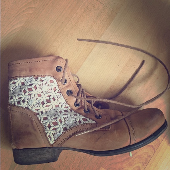 Steve Madden booties size 6.5