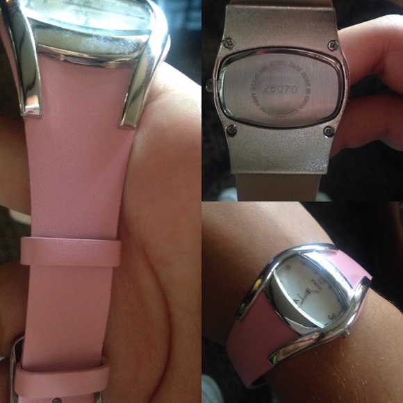 Pink, genuine leather watch.