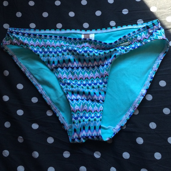 Sunseeker bathing suit bottoms never worn.