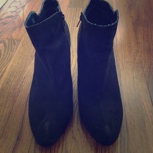 Express Used Suede/Snake Print Booties