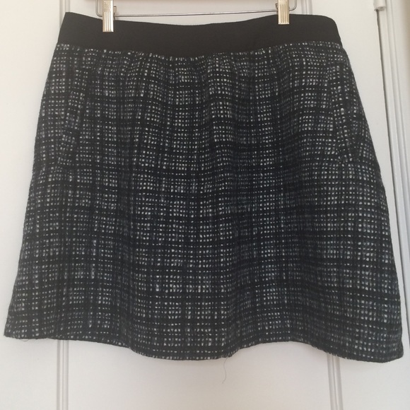 NWOT J Crew black/navy/white tweed skirt - size 14