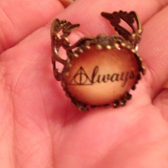 Harry Potter Deathly Hallows set - Picture 4 of 4