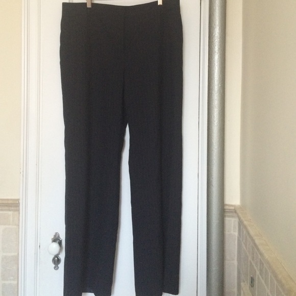 Ann Taylor pinstriped navy dress pants - size 16