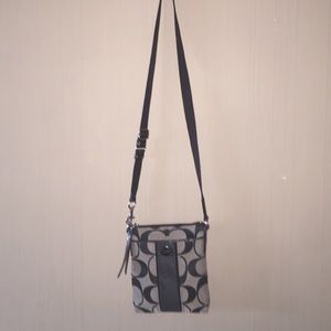 Coach cross body💕