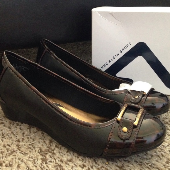 BRAND NEW Anne Klein shoes