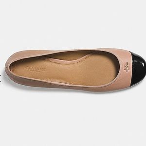 Authentic COACH Samantha flats
