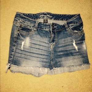 Distressed shorts