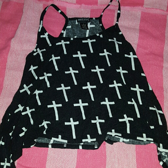 Semi-crop top