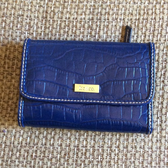 Alligator skin liz&co wallet.