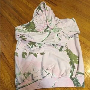 Realtree pink camo sweatshirt