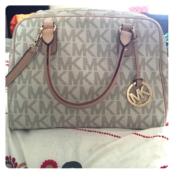 Michael Kors Crossbody Bag