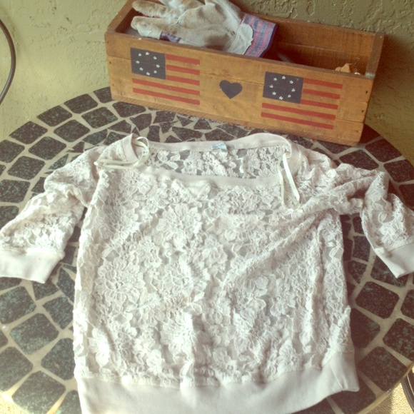 XS Charlotte Russe lace top