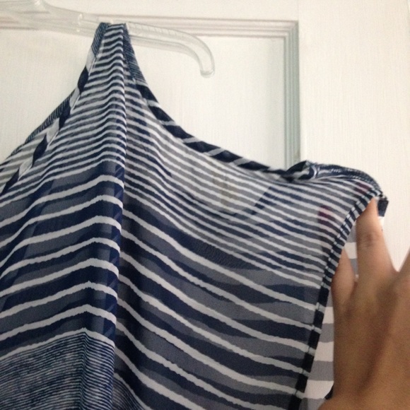 Cute stripped shirt - Picture 3 of 4