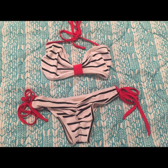 Micro scrunchie bikini - Picture 2 of 2